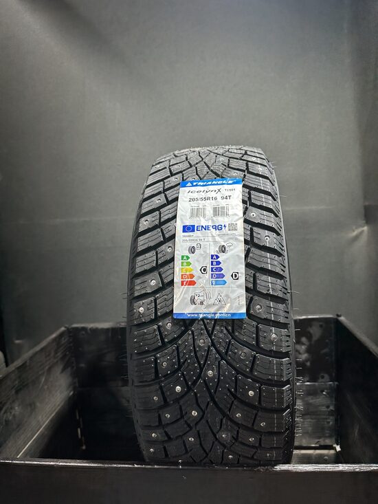 JAUNAS 205/55R16 Triangle TI501