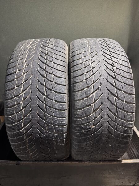 225/40R19 NOKIAN SW SNOWPROOF