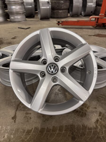 R16 VW (5X112) - ALU430