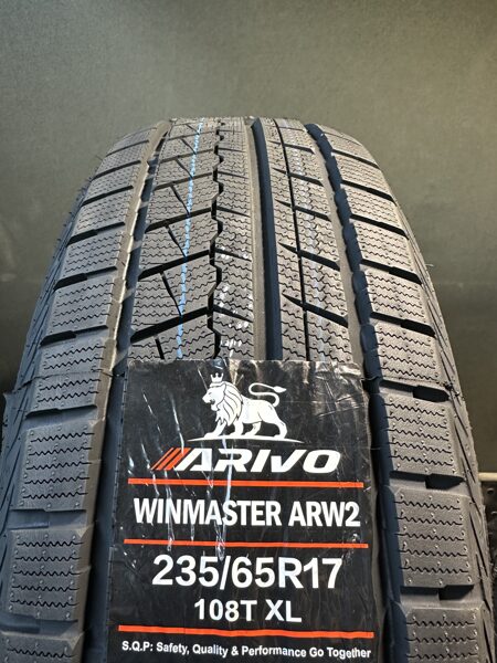 JAUNAS 235/65R17 Arivo