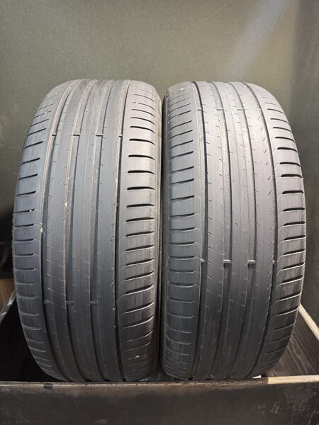 235/55R18 PIRELLI (2.5-3mm)